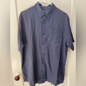 Men's UA High Tide Short Sleeve - NWT size LG